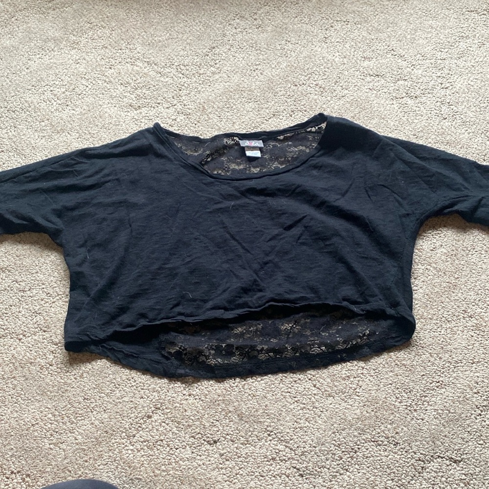 Black cover up top